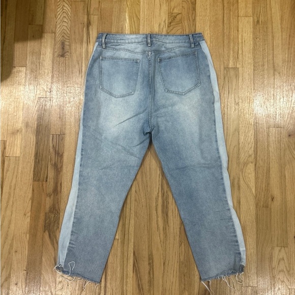 PacSun Mom Jeans Size 32 - Picture 5 of 6